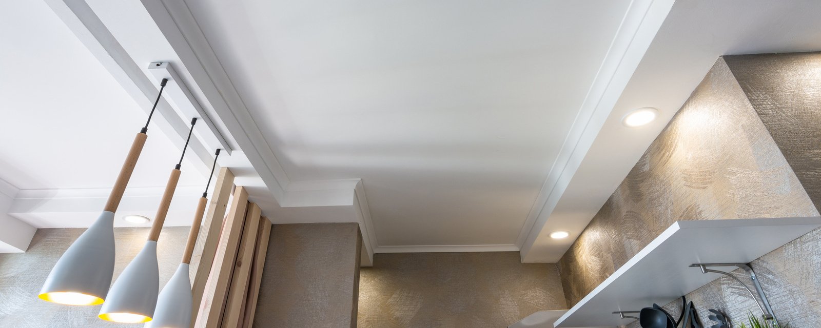 faux plafond dans une cuisine