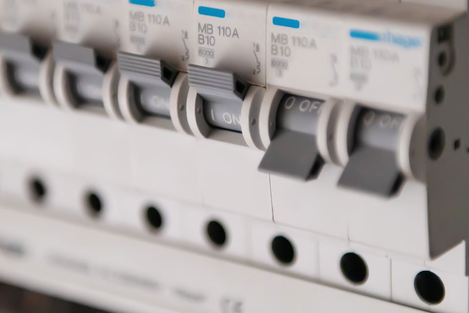 tableau électrique triphasé