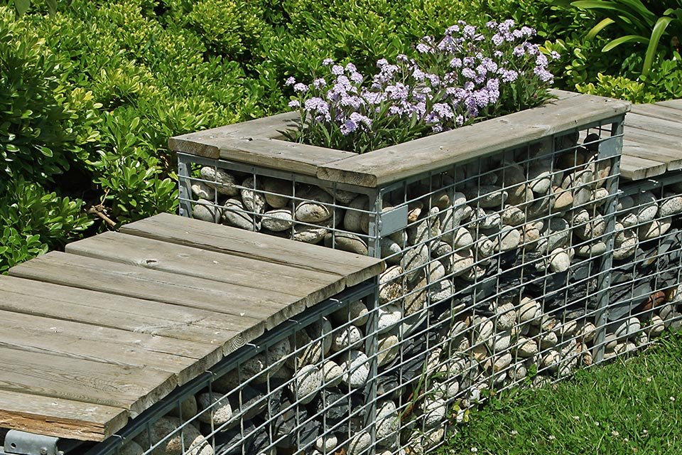 Mur en gabion végétalisé