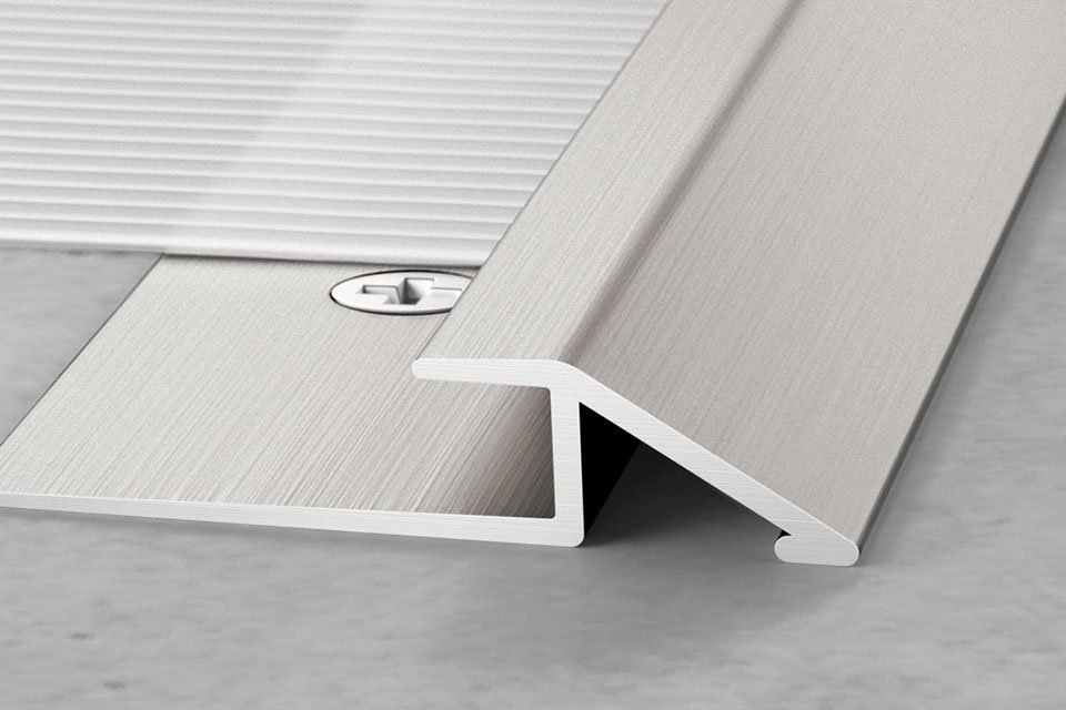 profilé de carrelage