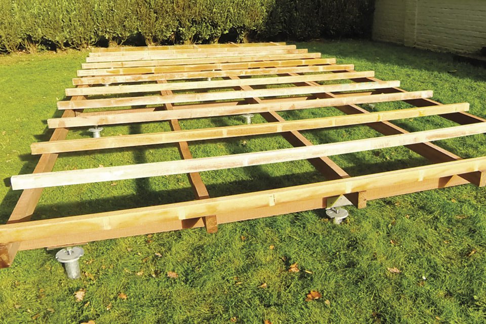 Solution de fondations faciles pour terrasse Weasyfix