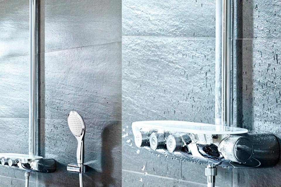 SmartControl encastré de Grohe dans une salle de bains