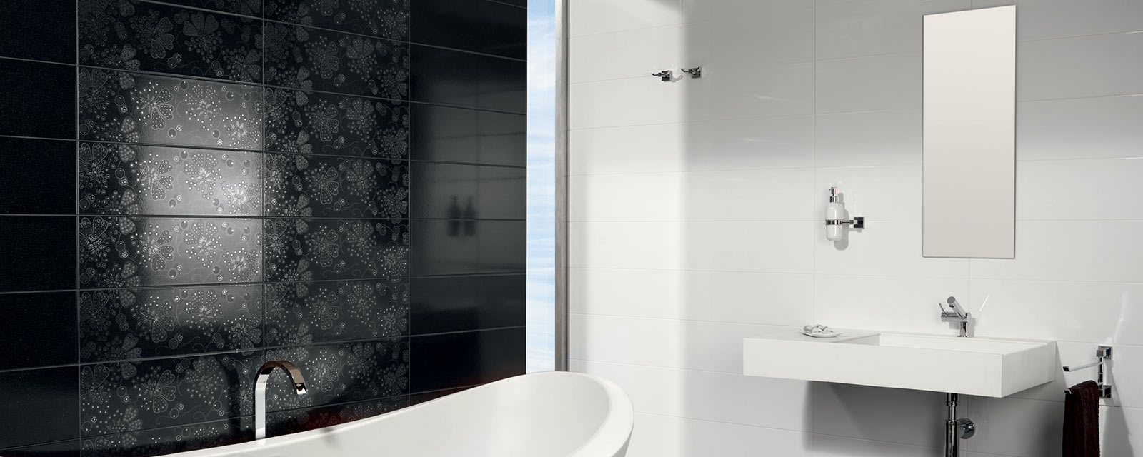 Carrelage noir dans une salle de bains : osez l'originalité ! | Guide
